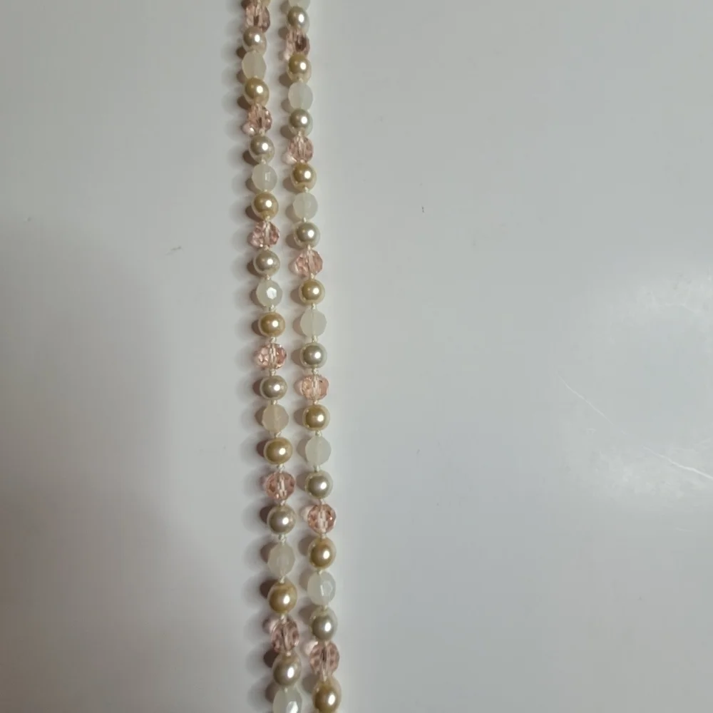 Pink and White Long Beaded Necklace - Picture 5 of 6